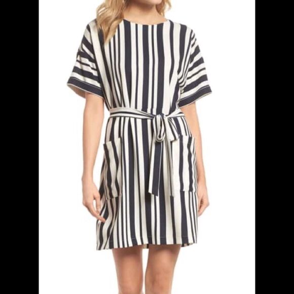 Felicity & Coco Sterling W/Tie Dress Size Large. - Picture 1 of 8